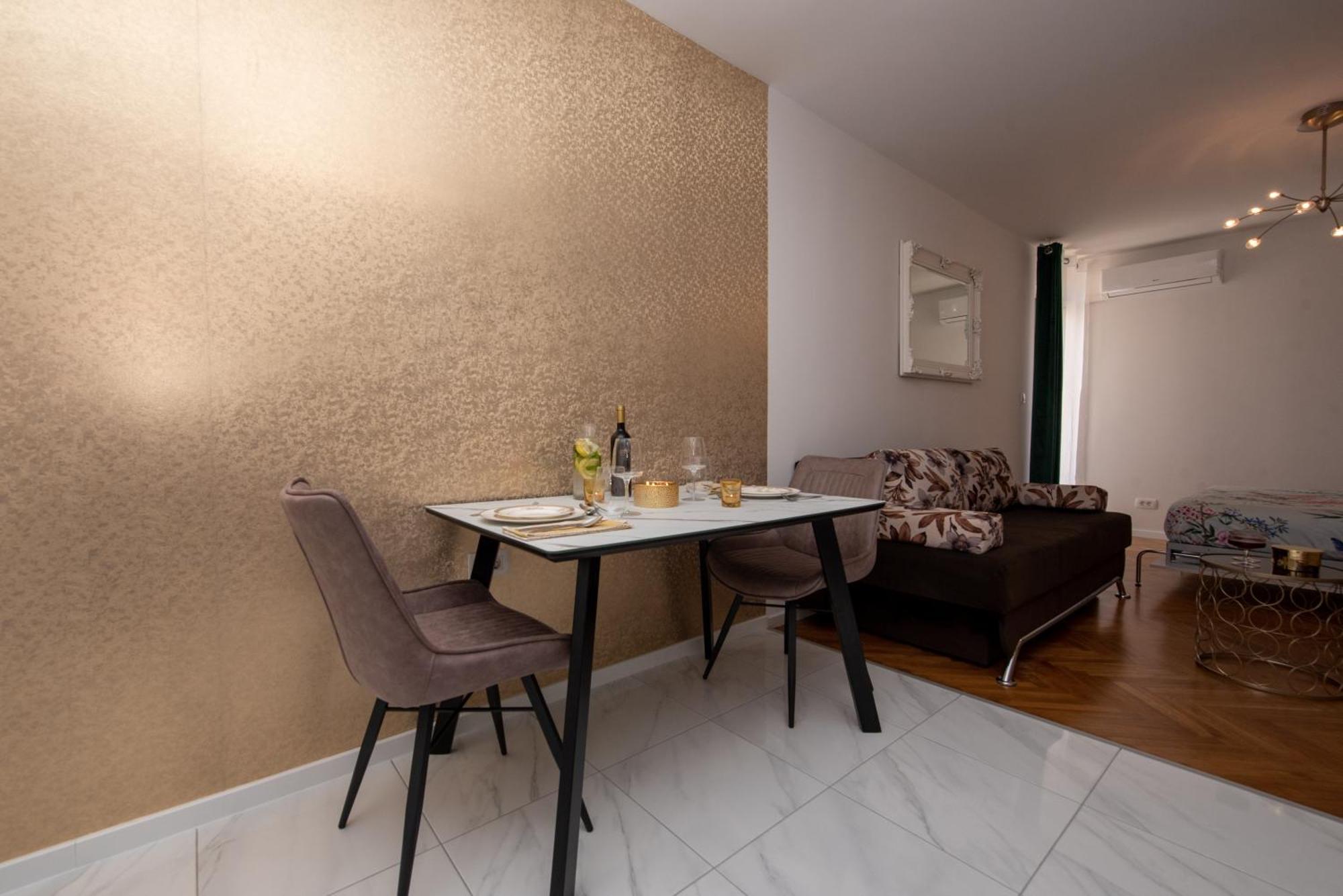 Royal Elegance Apartman 斯普利特 外观 照片